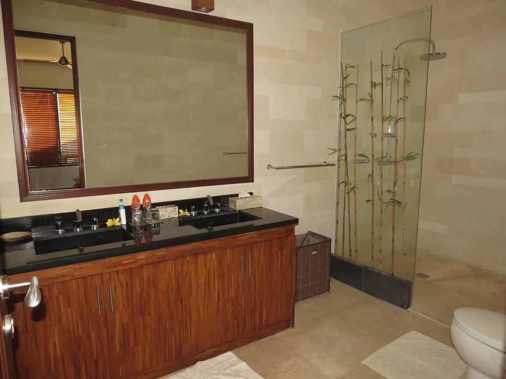 Villa Lebah Ungasan Екстериор снимка