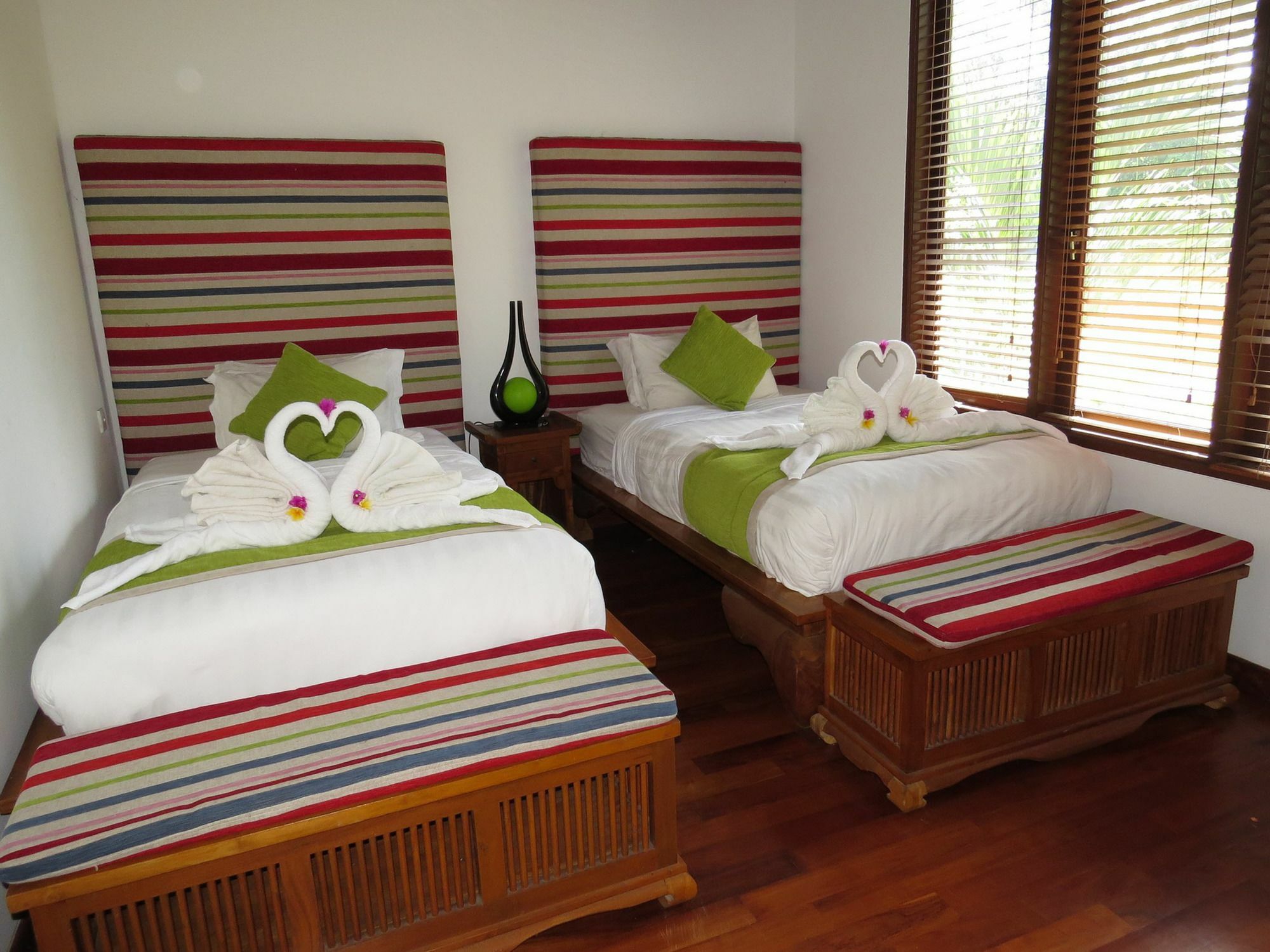 Villa Lebah Ungasan Екстериор снимка